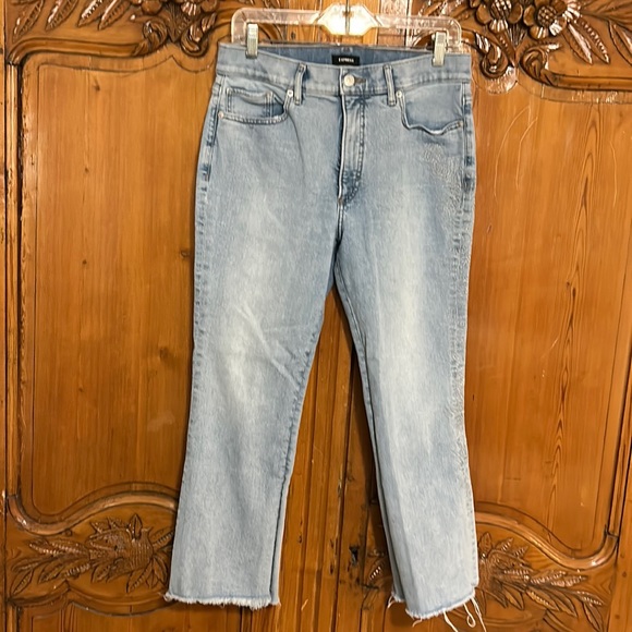 Express High Rise Flare With Side Stripe Embellishments. - Picture 1 of 9